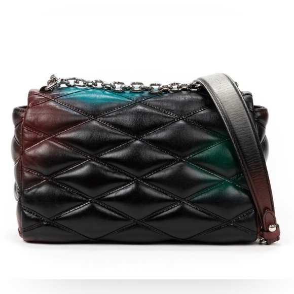 Authentic Louis Vuitton twist lock Puff GO 14 PM- COA INCLUDED - Picture 6 of 14